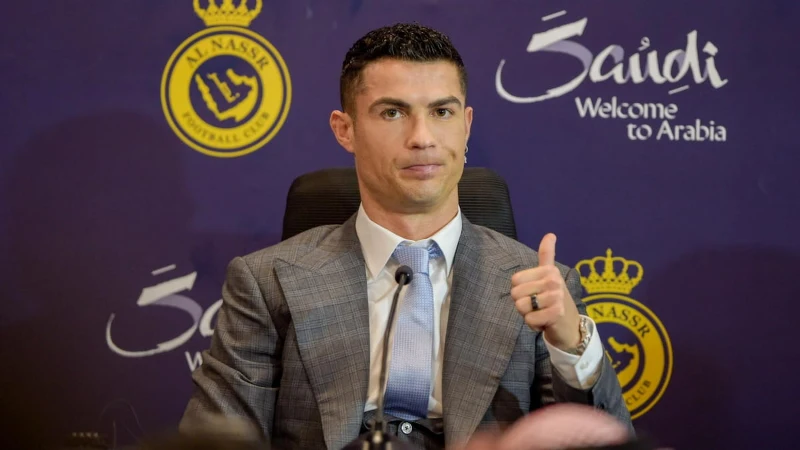 C. Ronaldo-Pemain Dengan Bayaran Tertinggi Di Dunia